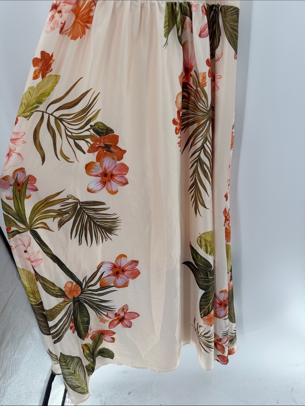 Fehaute Beige Floral Bow Satin Halter A-Line Gown Dress - Beige - 6 - NWT - Picture 5 of 12